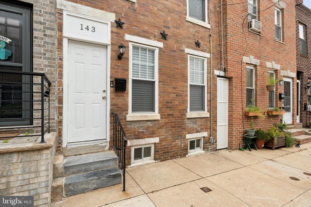 143 SIGEL STREET