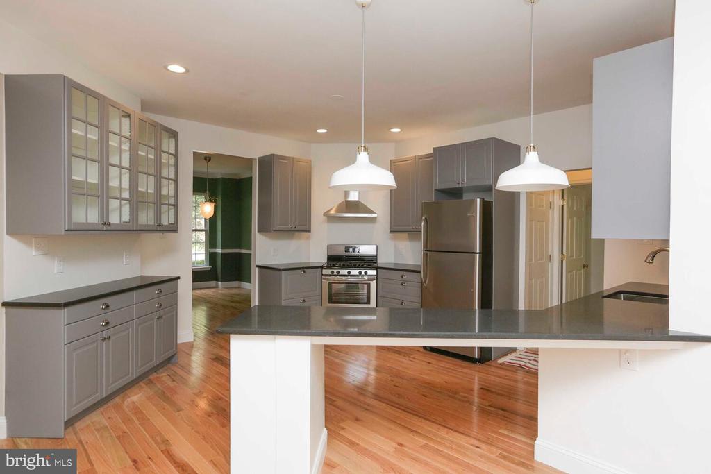 4109 GYPSY LN