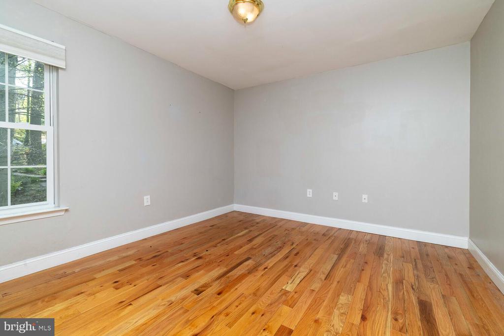 4109 GYPSY LN