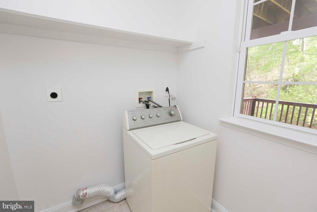 4109 GYPSY LN