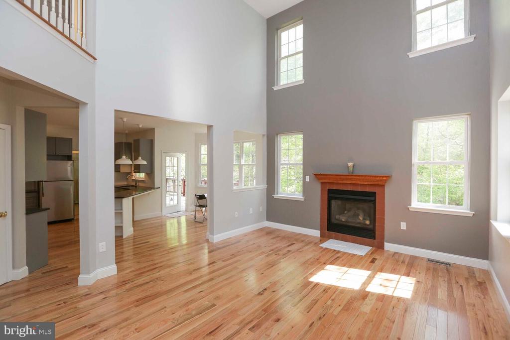 4109 GYPSY LN