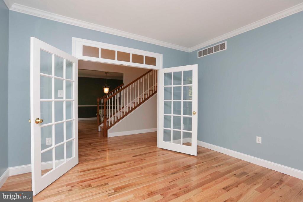 4109 GYPSY LN