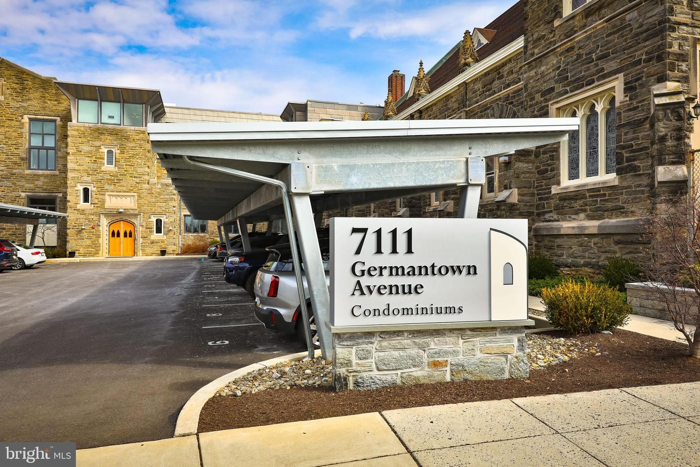 7111 GERMANTOWN AVE #206