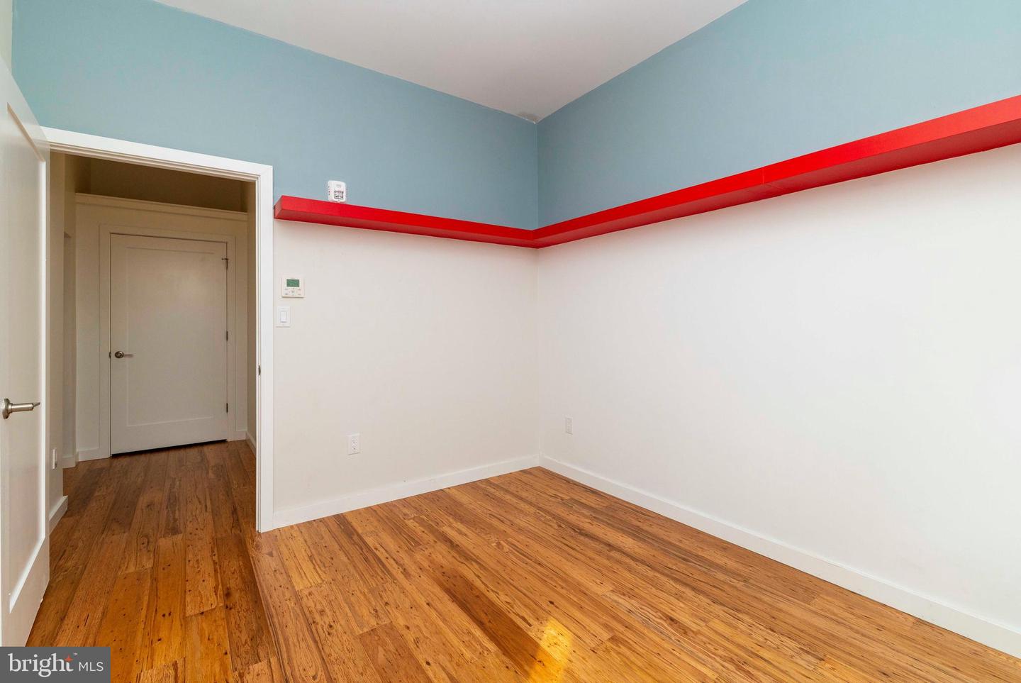 7111 GERMANTOWN AVE #206