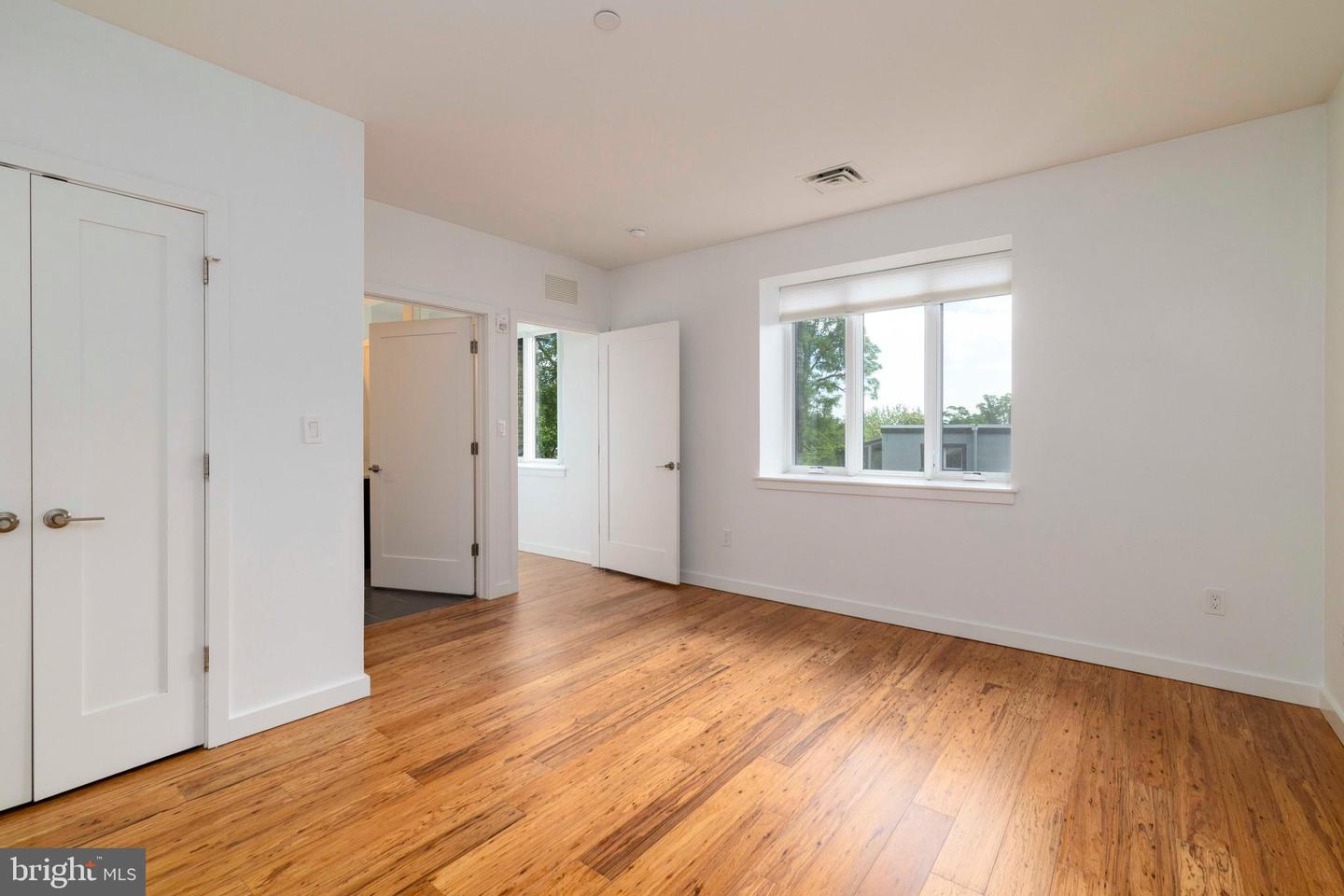 7111 GERMANTOWN AVE #206