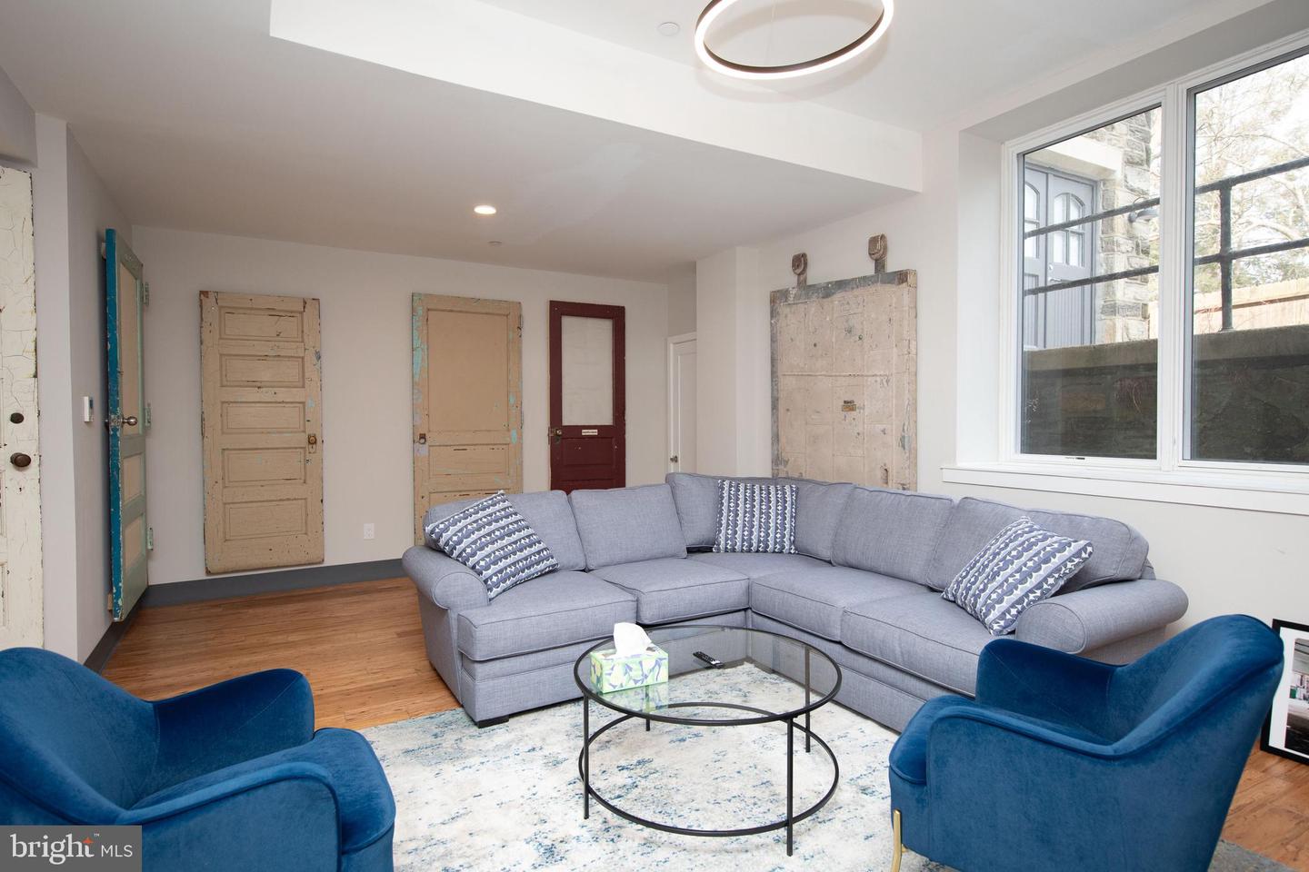 7111 GERMANTOWN AVE #206