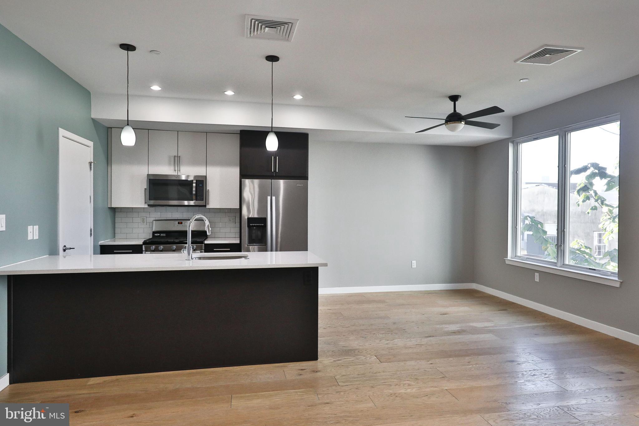 2006-10 FRANKFORD AVE #302