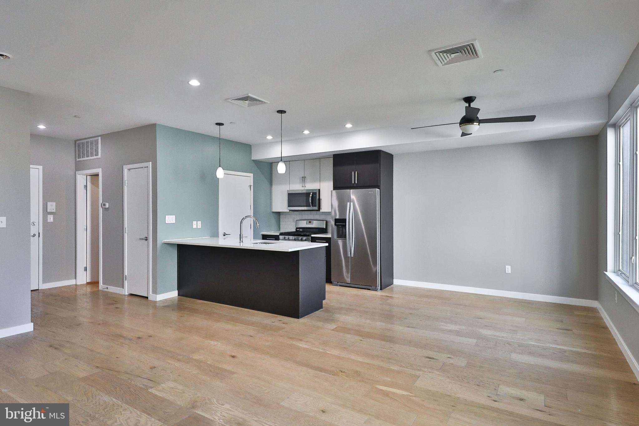 2006-10 FRANKFORD AVE #302