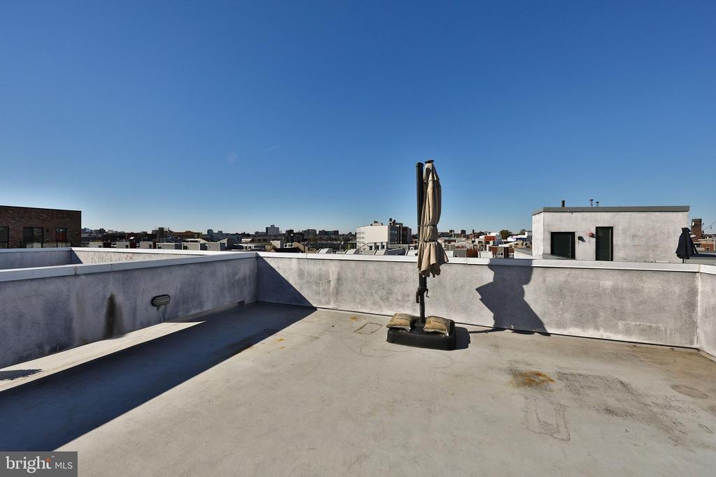 2006-10 FRANKFORD AVE #302