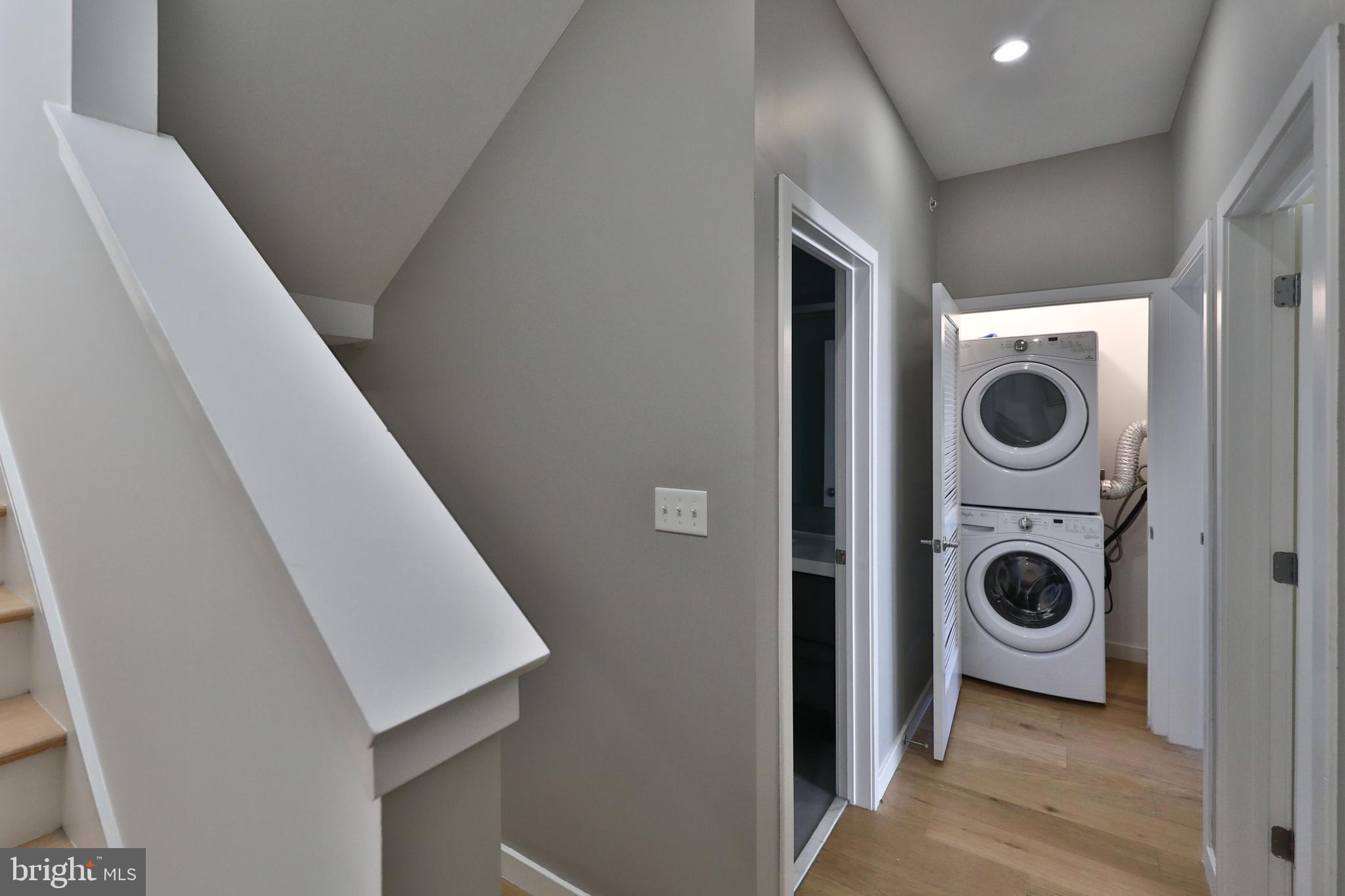 2006-10 FRANKFORD AVE #302