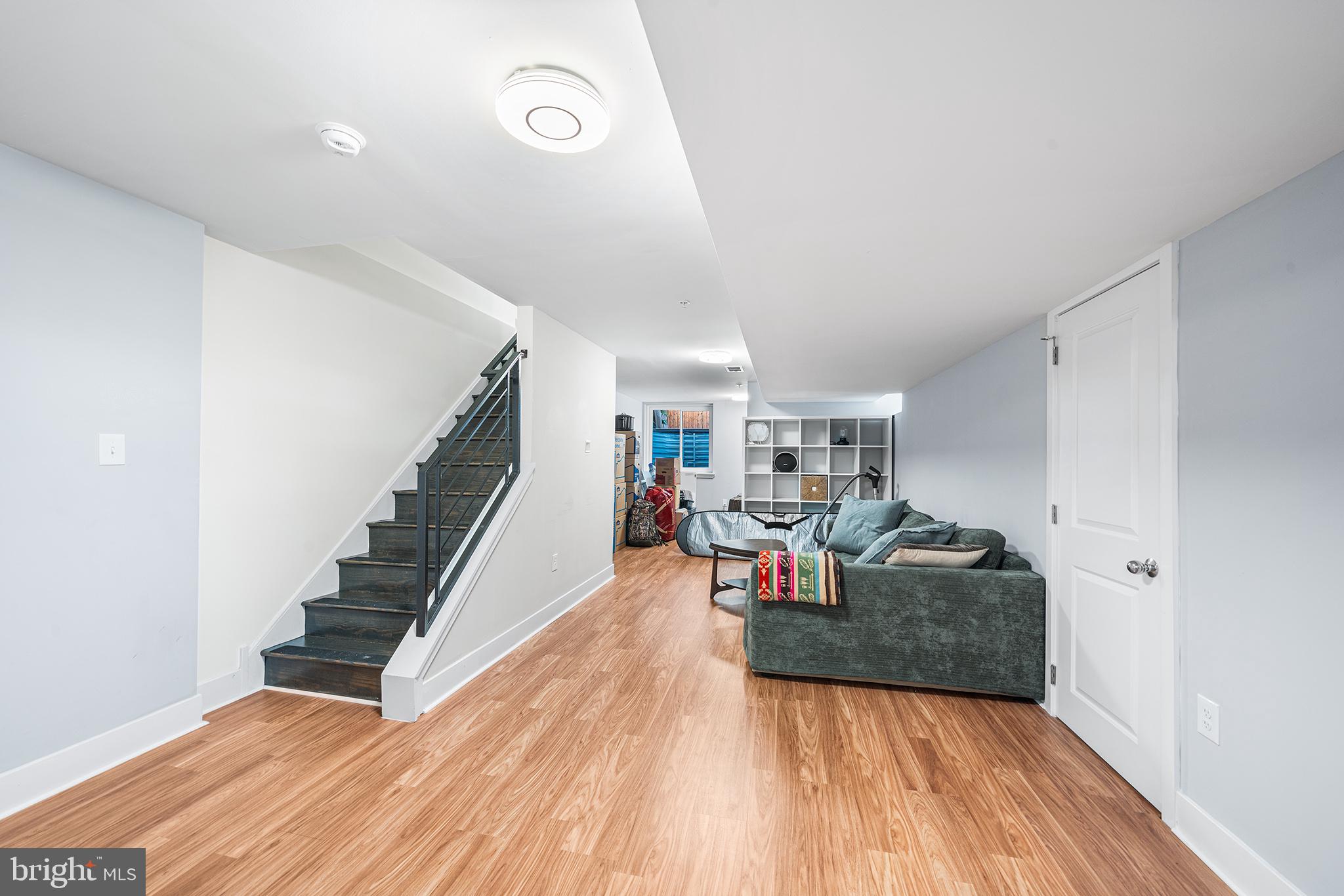 2315 Sepviva St