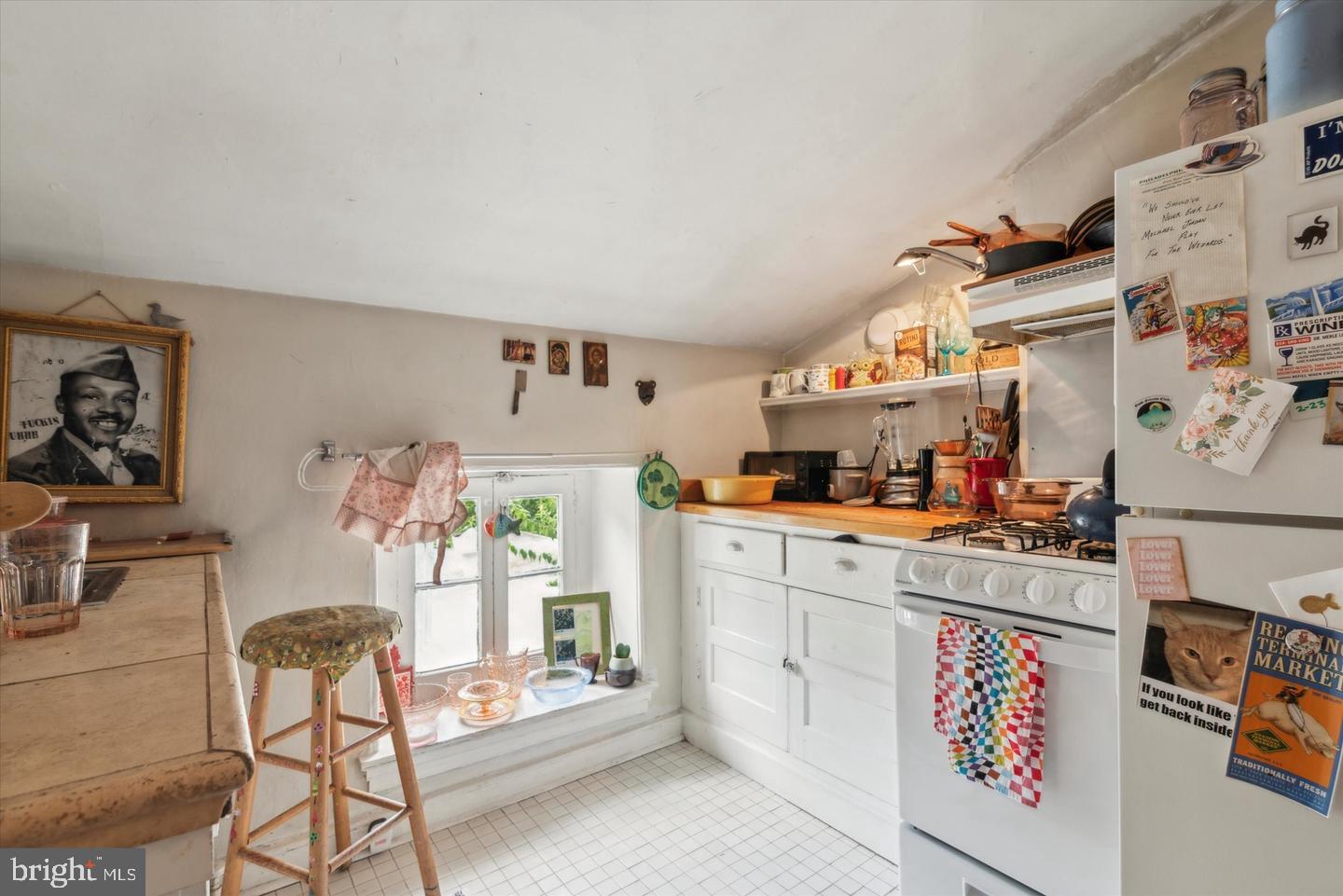 23 W WALNUT LN #UNIT 3