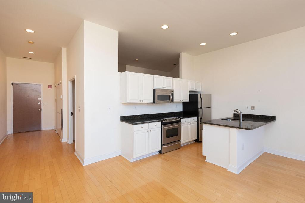 315 ARCH ST #407
