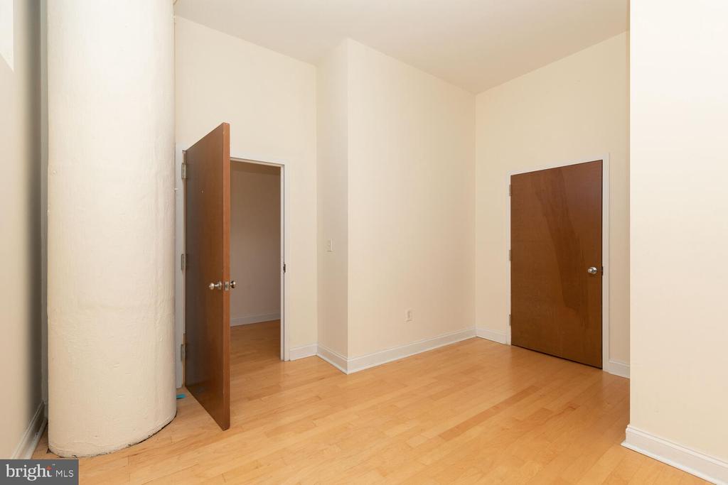 315 ARCH ST #407