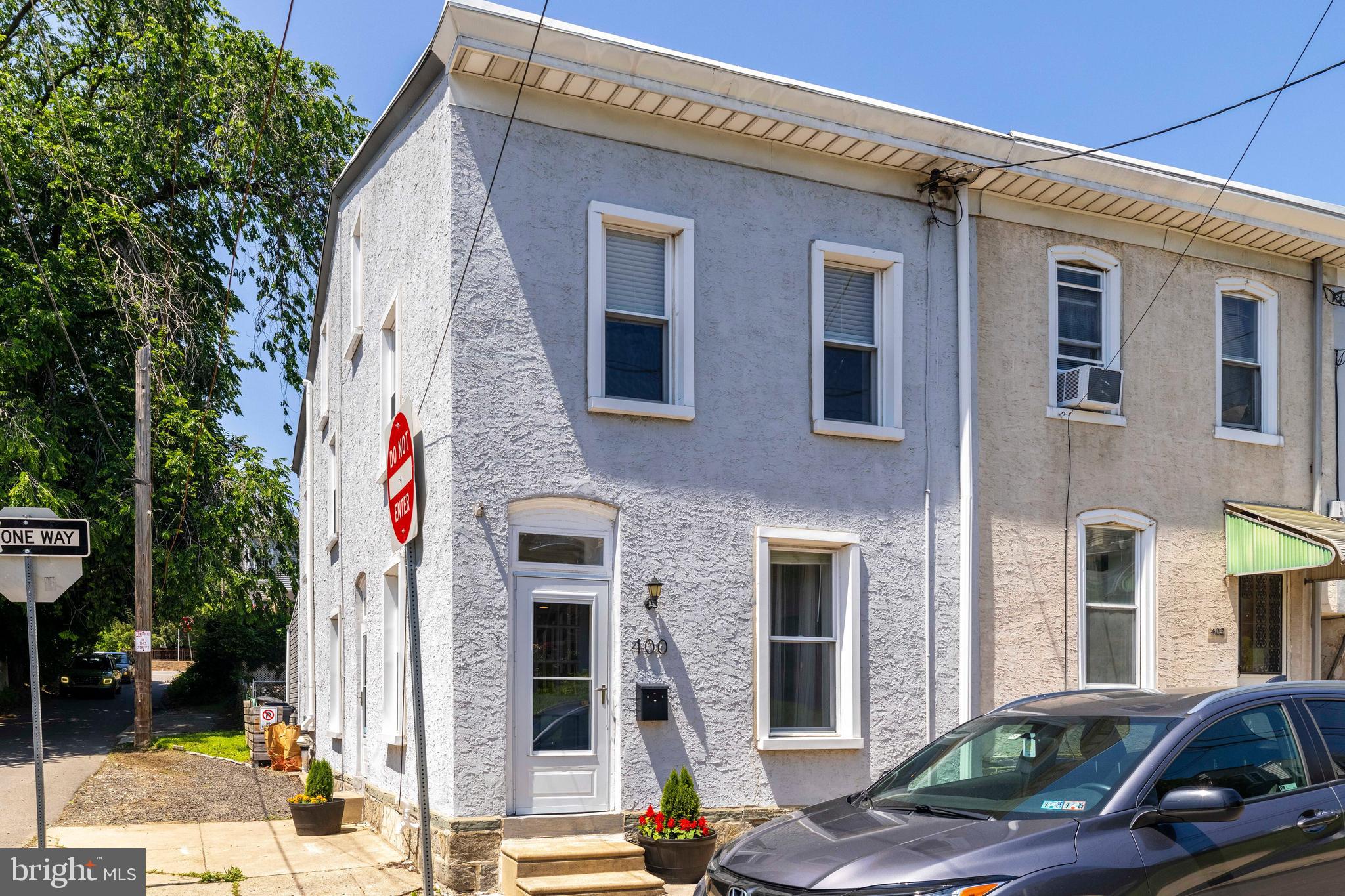 400 Delmar St