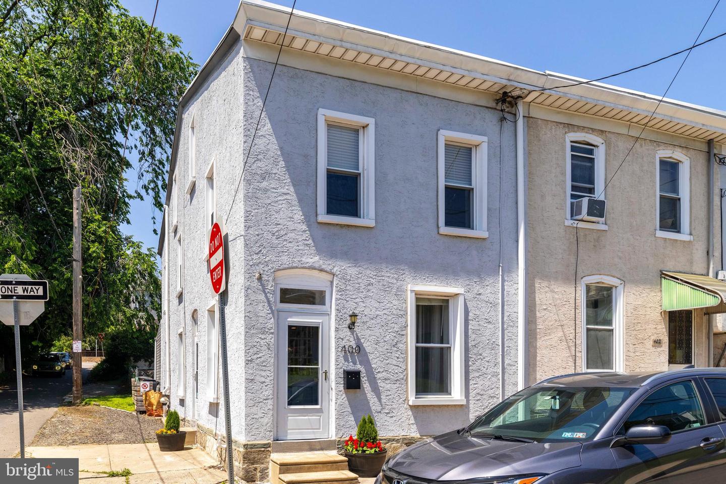 400 Delmar St
