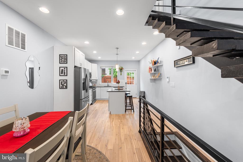 2019 ABIGAIL ST