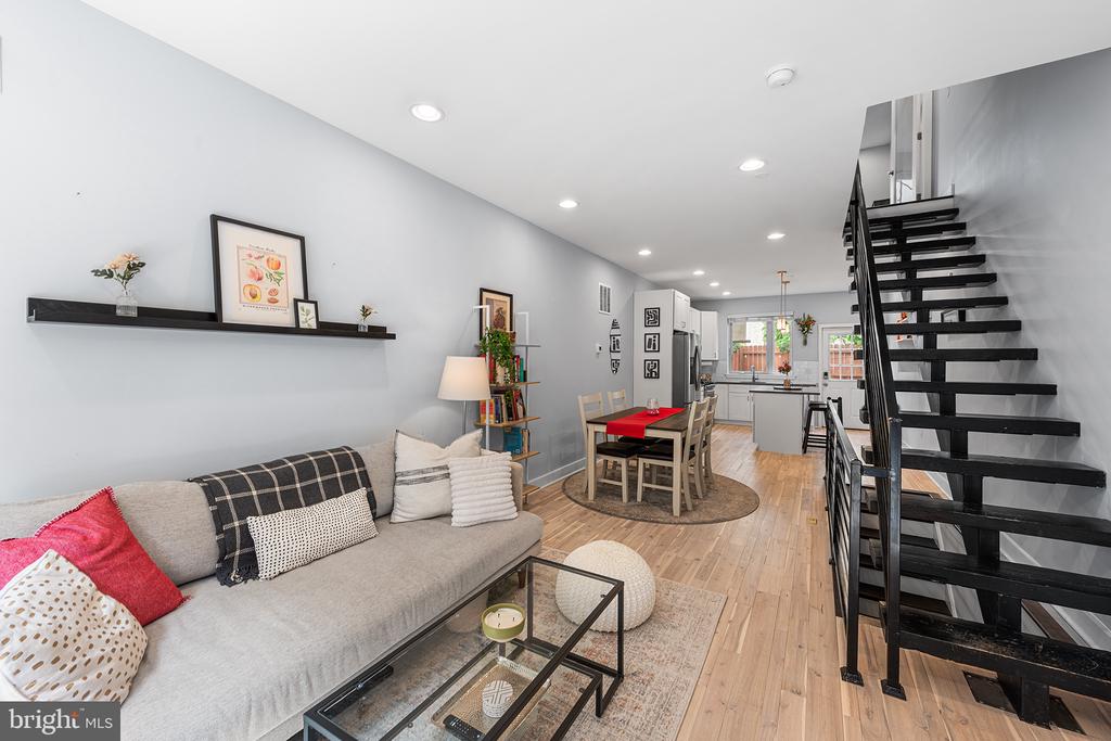 2019 ABIGAIL ST