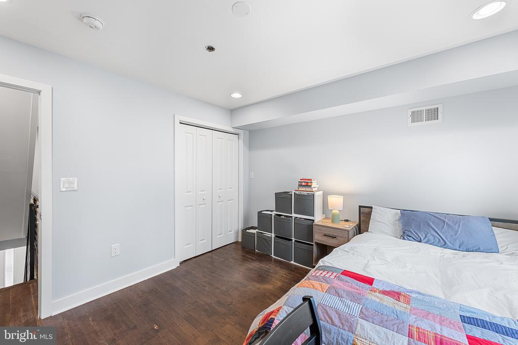 2019 ABIGAIL ST
