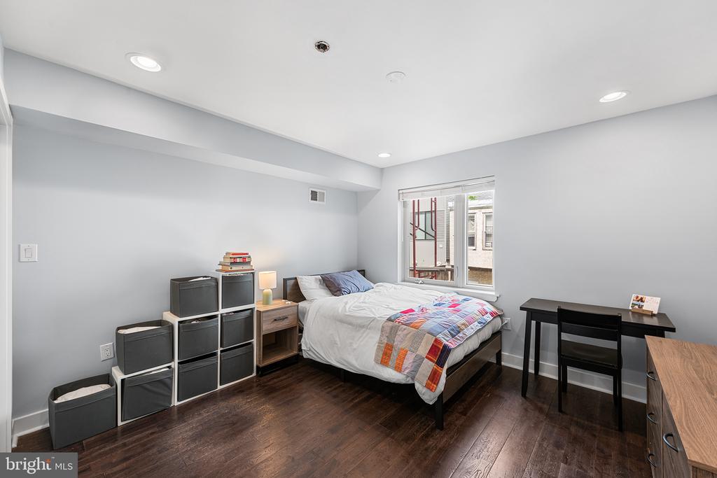 2019 ABIGAIL ST