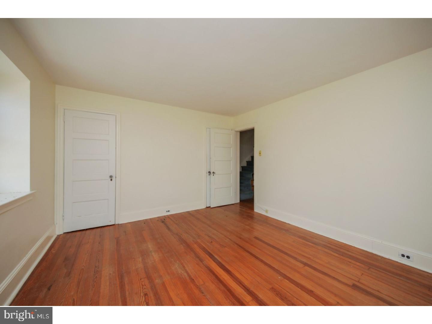 17 E WILLOW GROVE AVE