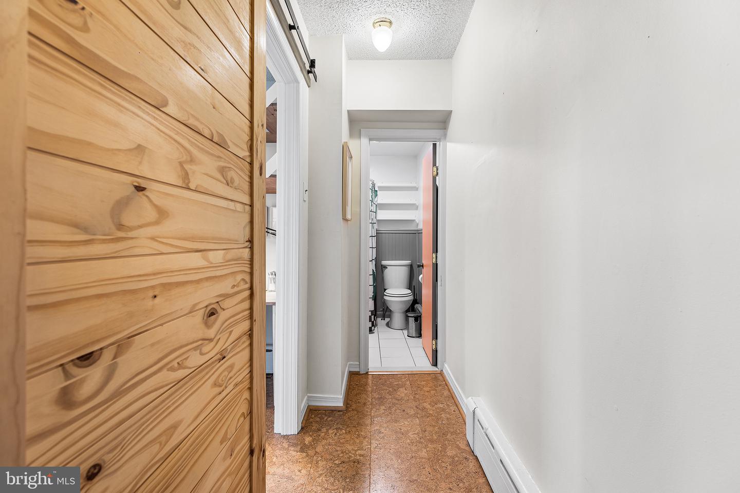 408 E Flora St