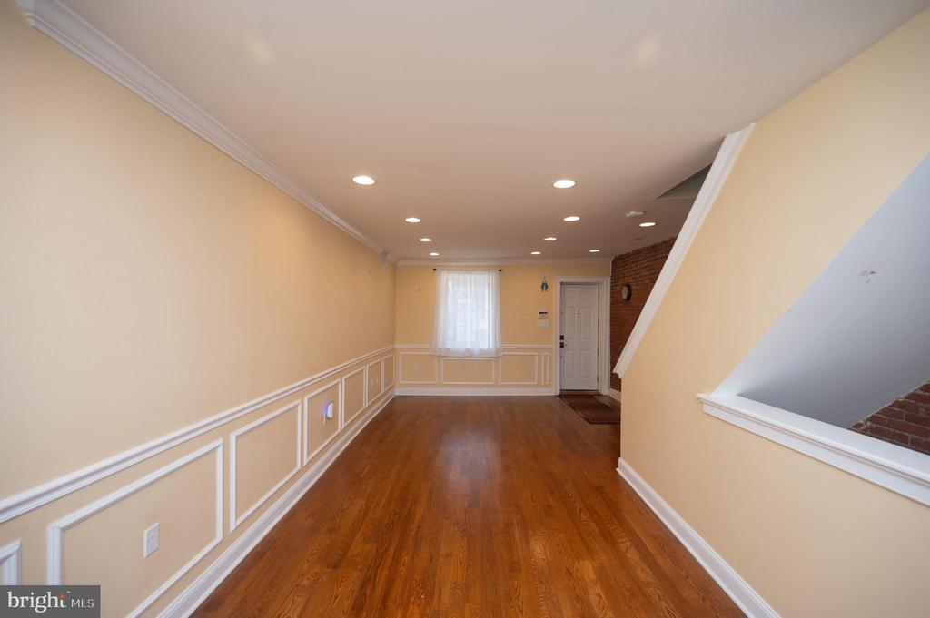 703 ANNIN ST