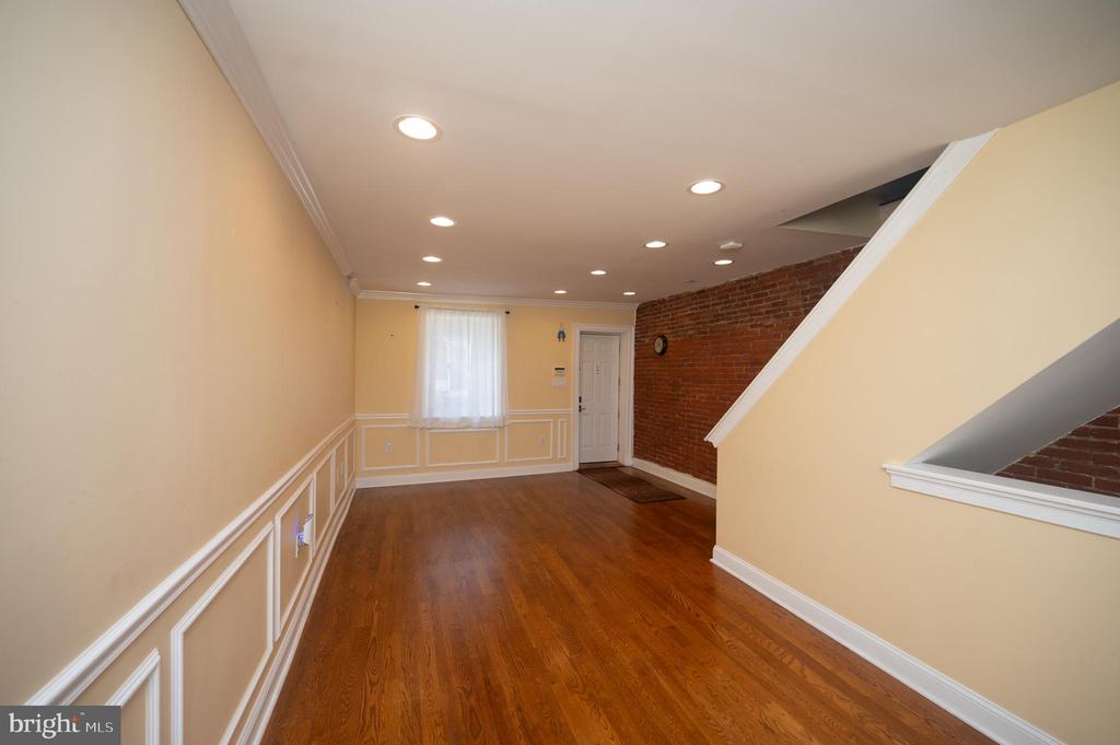 703 ANNIN ST