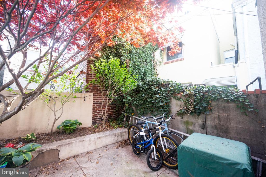 703 ANNIN ST