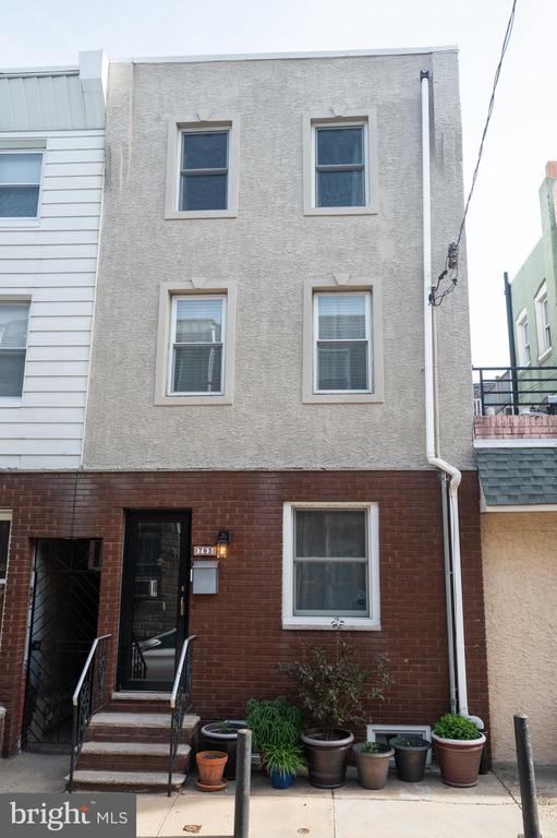 703 ANNIN ST