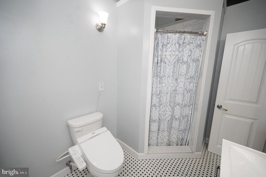 703 ANNIN ST