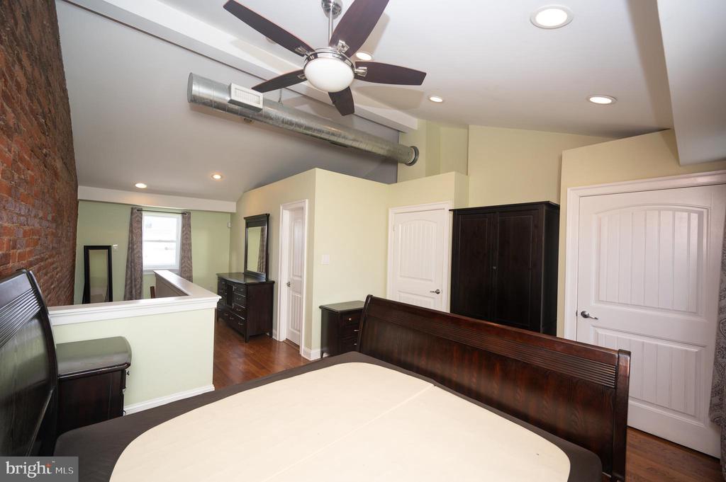703 ANNIN ST