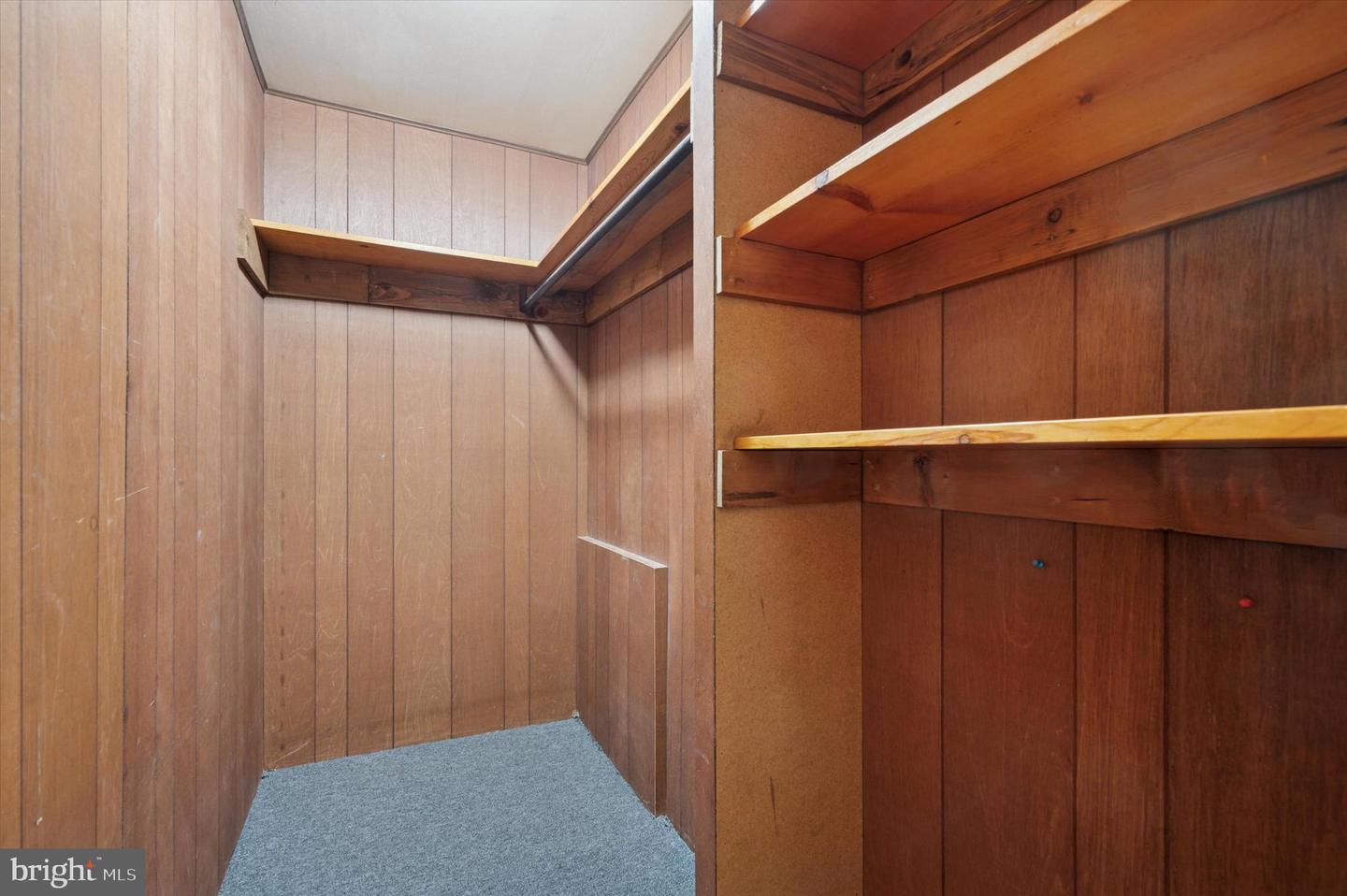 1639 WOLF ST ##2