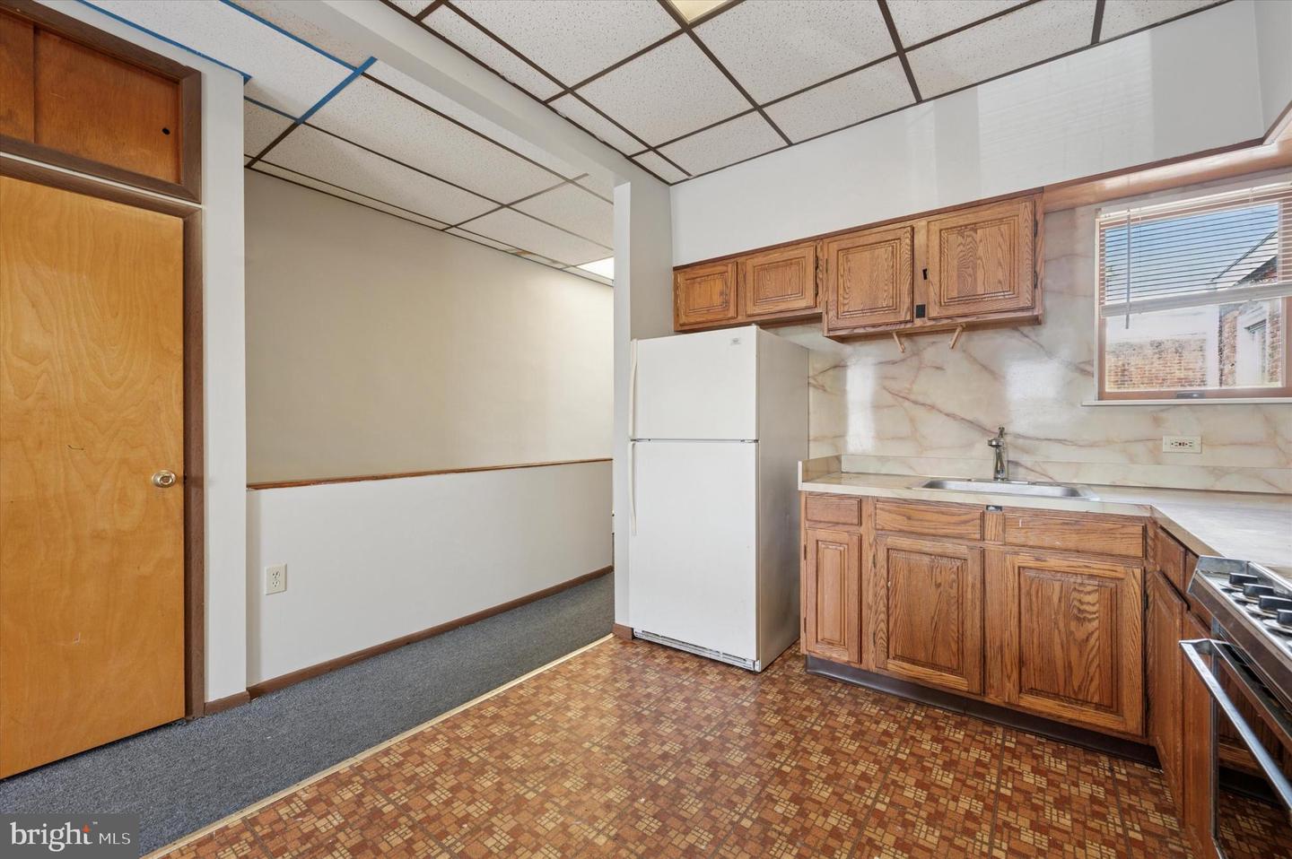 1639 WOLF ST ##2