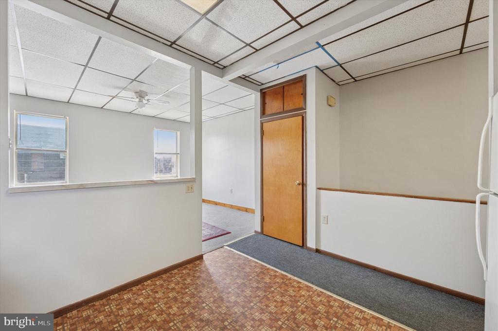 1639 WOLF ST ##2