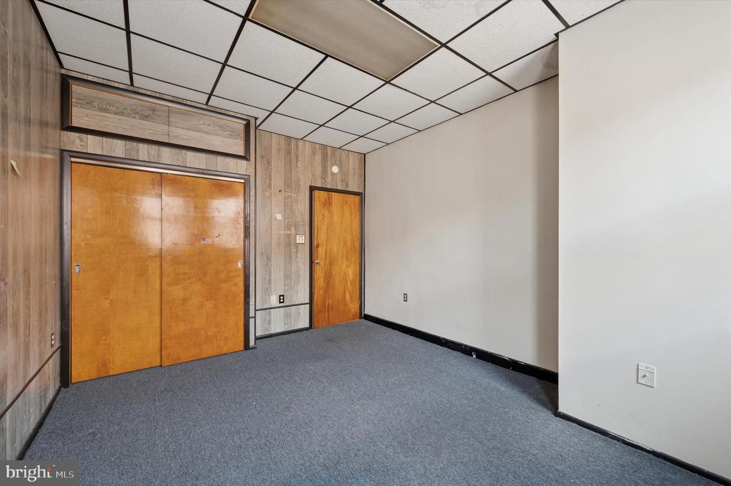 1639 WOLF ST ##2