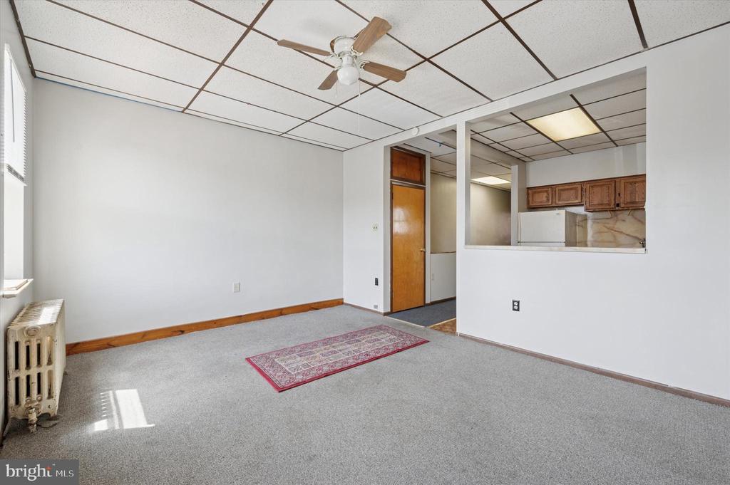 1639 WOLF ST ##2