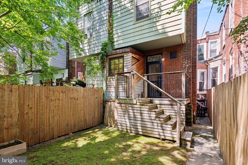 527 S 55th St