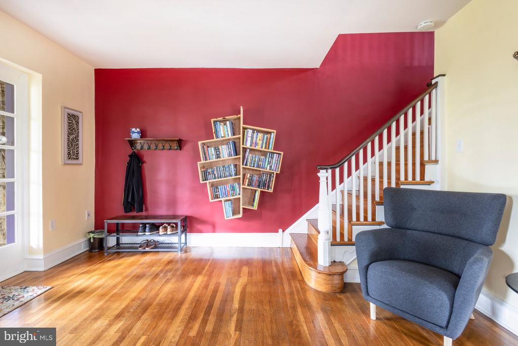 234 W Durand St
