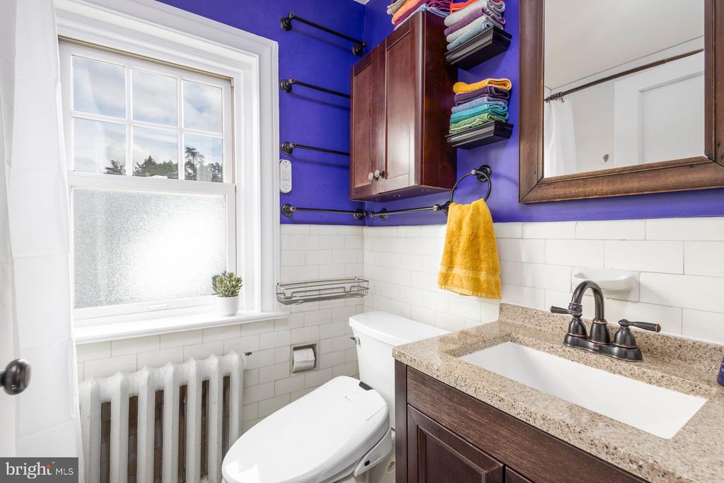 234 W Durand St