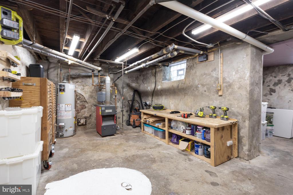 234 W Durand St