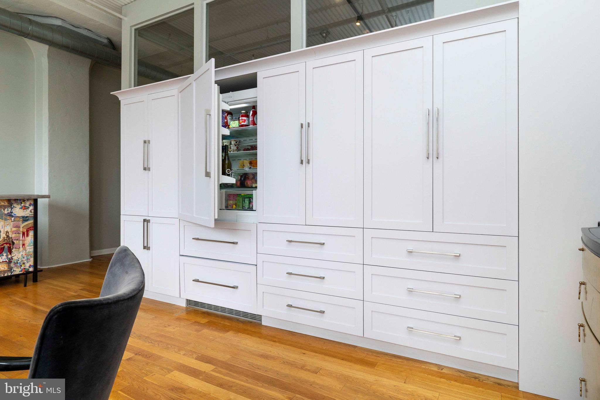 2200-28 ARCH ST #506+507