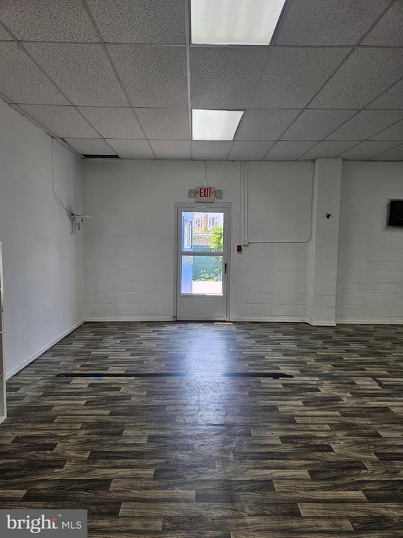 4400 Whitaker Ave