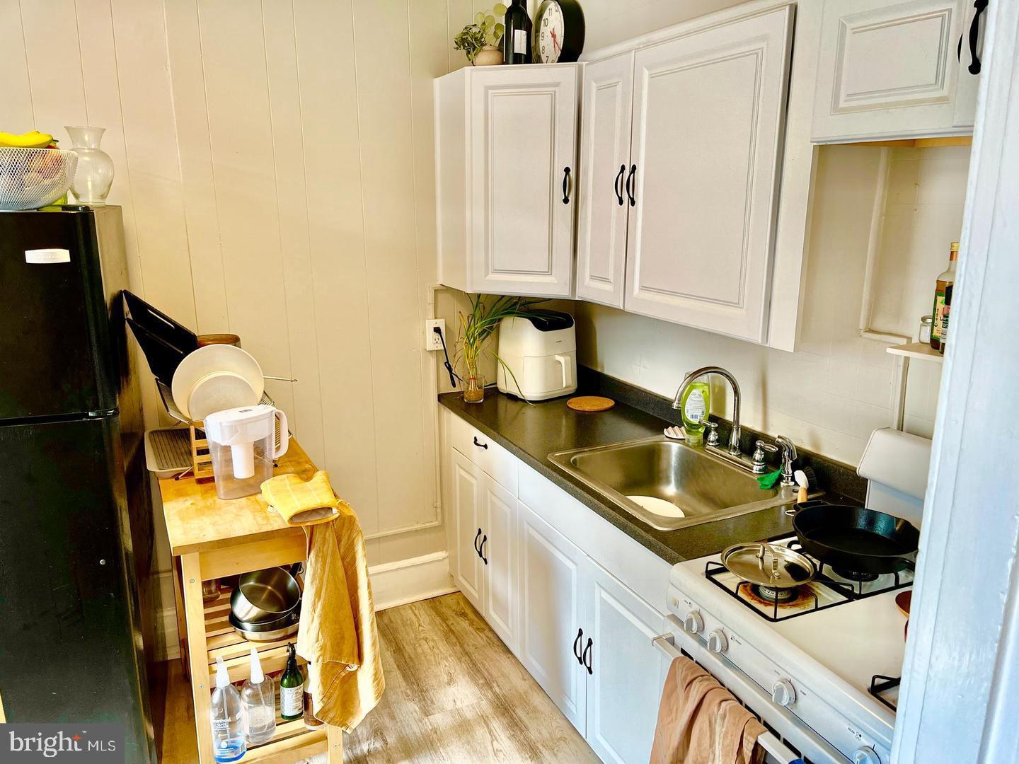 2314 E CUMBERLAND ST #2R