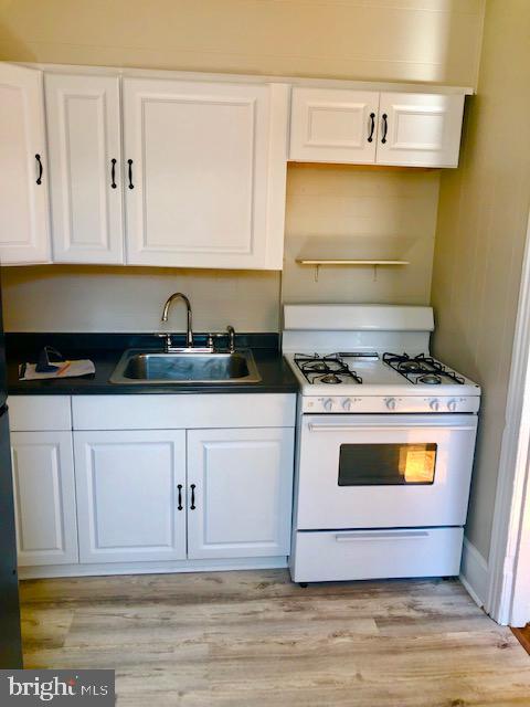 2314 E CUMBERLAND ST #2R