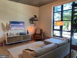 317 VINE ST #104
