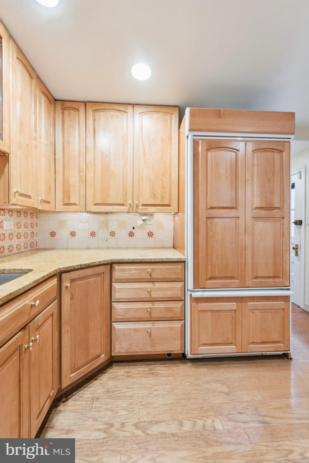 3469 Midvale Ave
