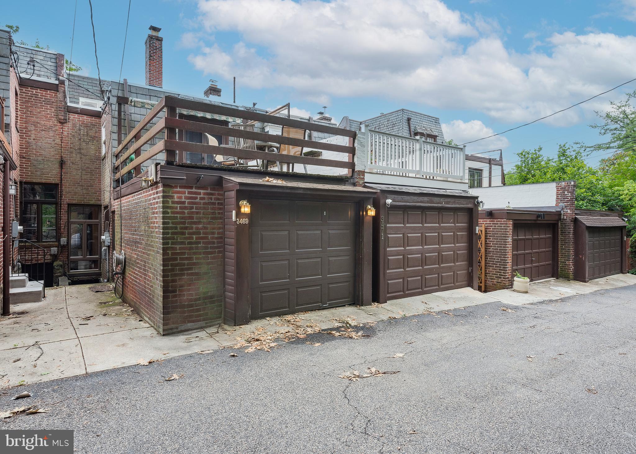3469 Midvale Ave