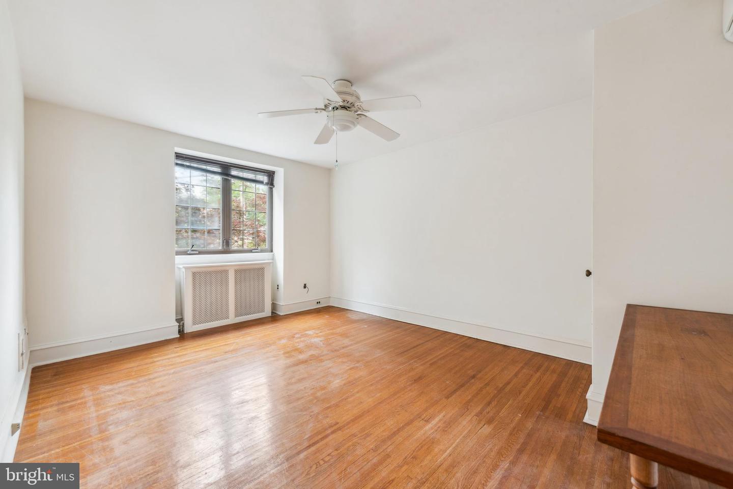 3469 Midvale Ave