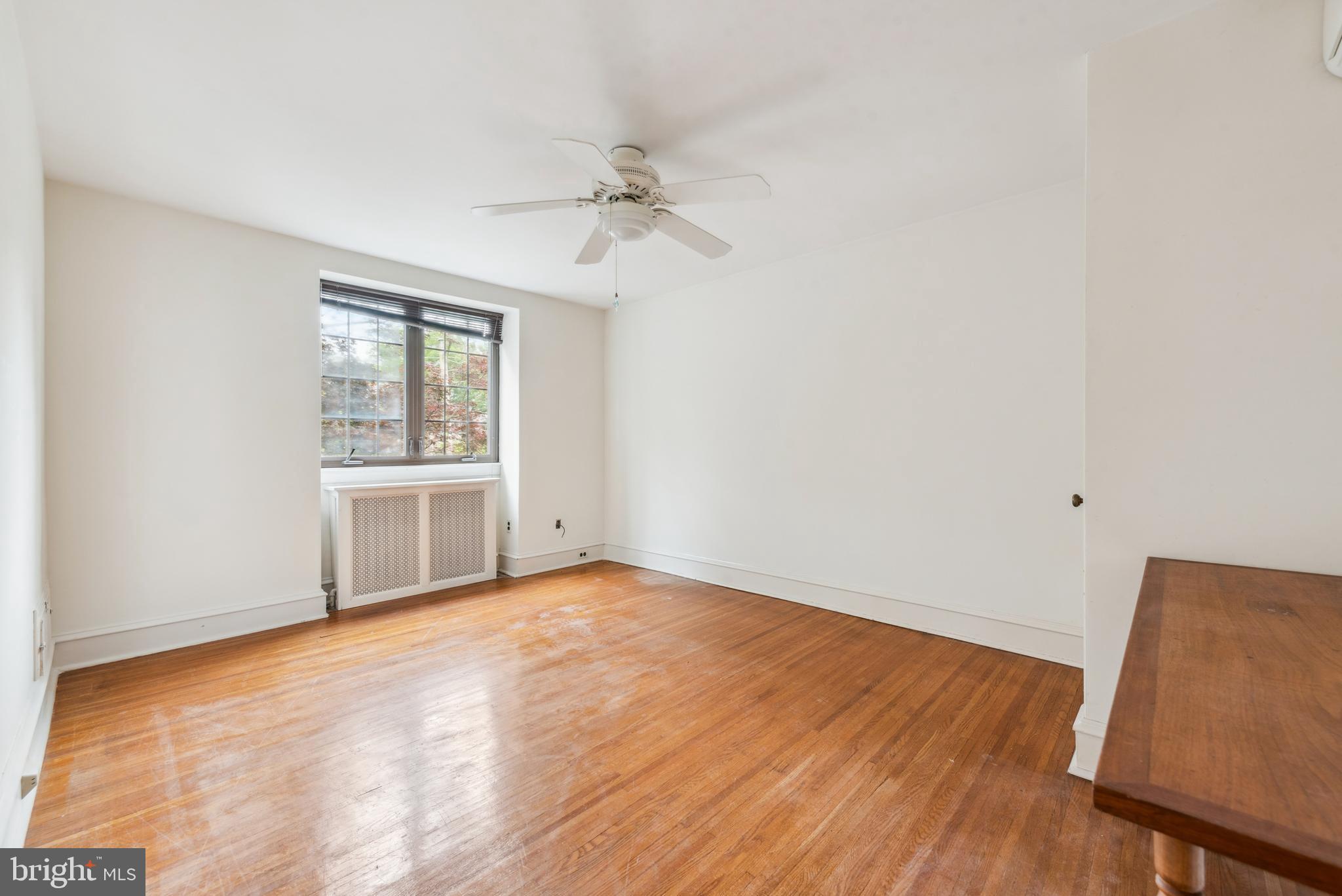 3469 Midvale Ave
